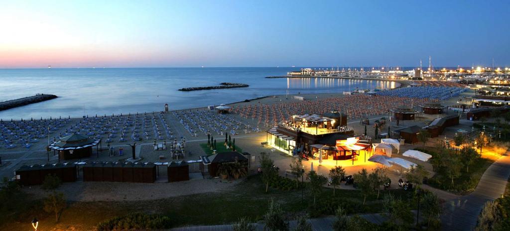 Hotel Spring Rimini Exterior photo